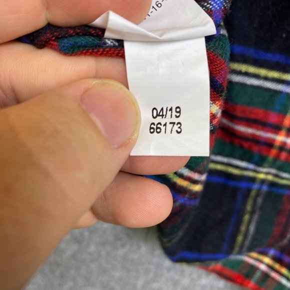 LL Bean Mens Plaid Flannel Shirt Size L-Reg Red Slightly Fitted Cotton - Picture 8 of 8